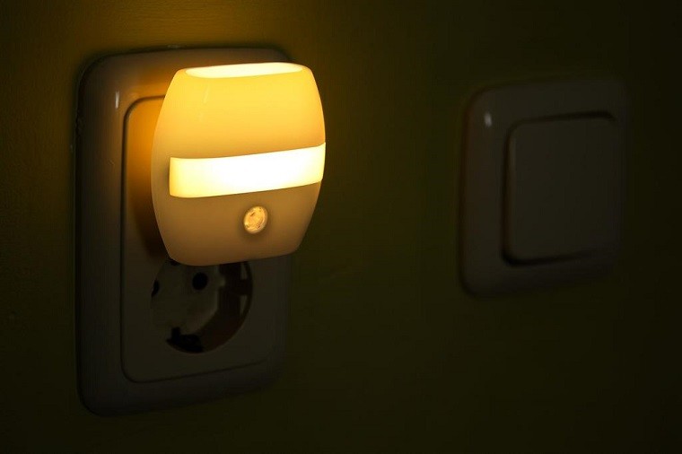 materiaal jaloezie As Alecto Automatisch LED Nachtlampje ANV-21online kopen? | BabyPlanet